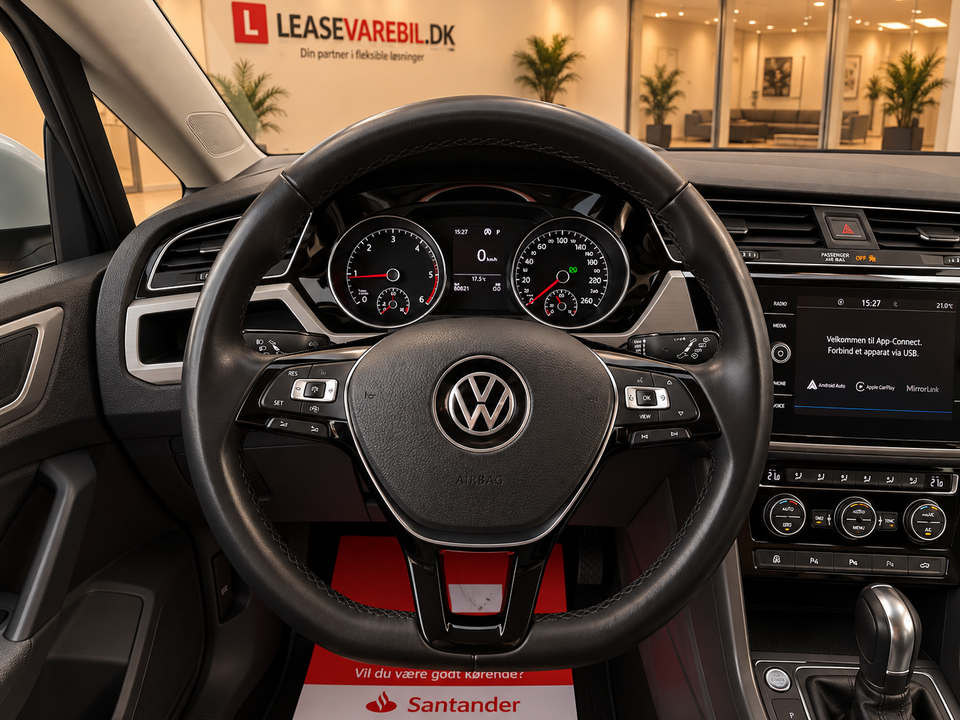 VW Touran 2,0 TDi 150 Highline DSG Van 5d