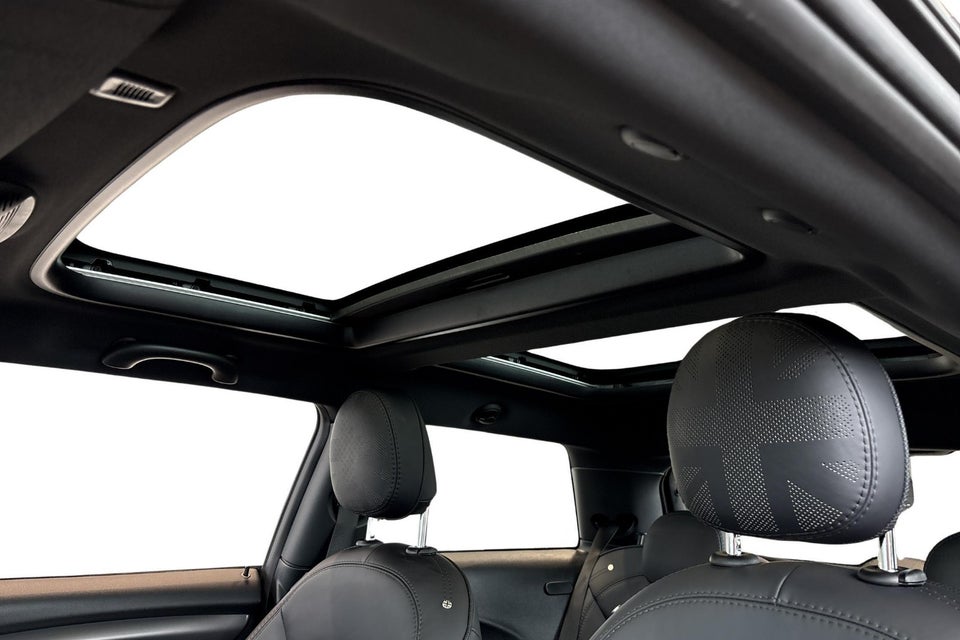 MINI Cooper SE Yours Trim 3d
