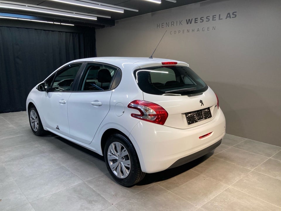 Peugeot 208 1,0 VTi Active 5d