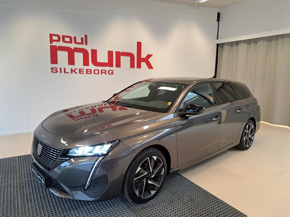 Peugeot 308 1,6 Hybrid First Selection SW EAT8 5d