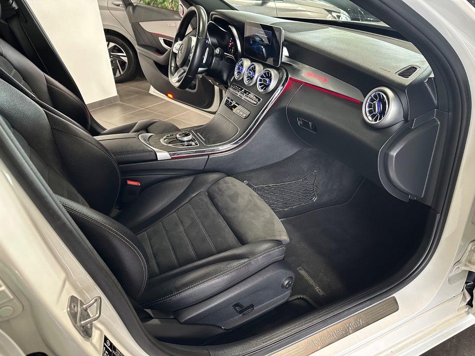 Mercedes C220 d 2,0 AMG Line stc. aut. 5d