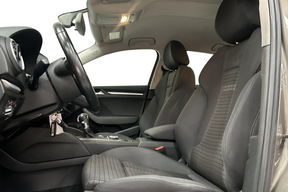 Audi A3 1,4 TFSi 150 Ambition S-tr. 4d