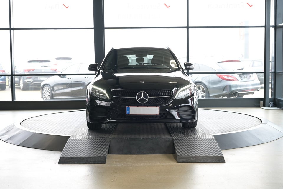 Mercedes C220 d 2,0 AMG Line Night Edition stc. aut. 5d