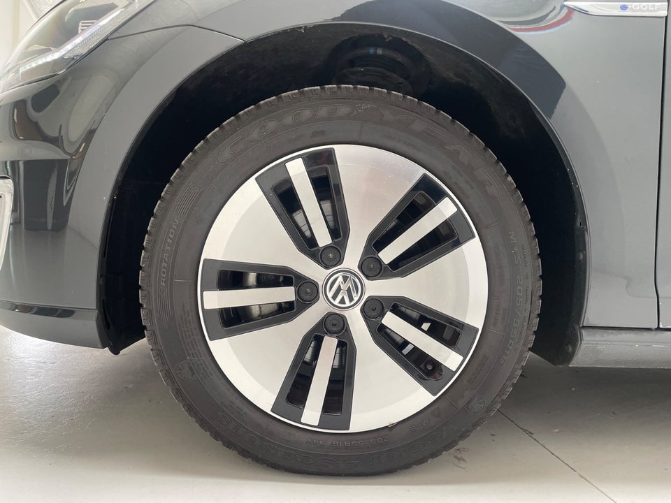 VW e-Golf VII 5d