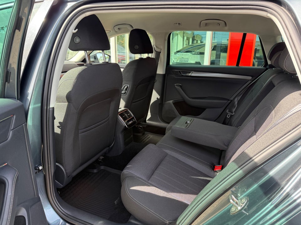 Skoda Superb 1,4 TSi iV Style Combi DSG 5d