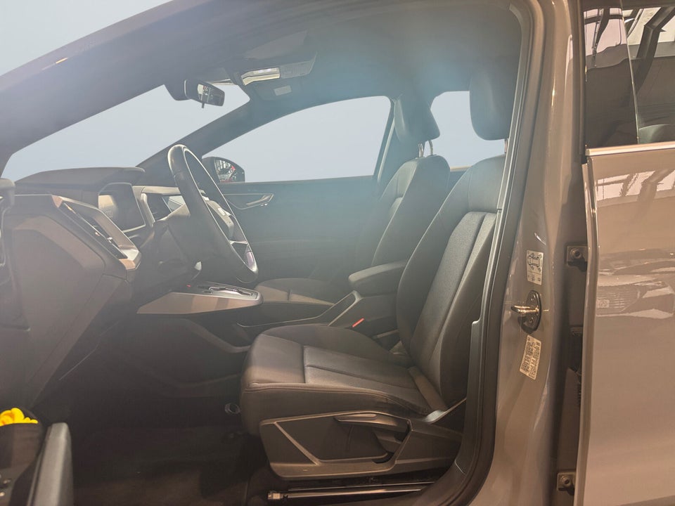 Audi Q4 e-tron 35  5d