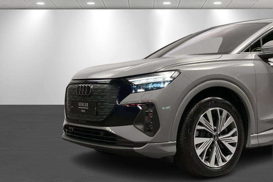 Audi Q4 e-tron 45 Progress 5d