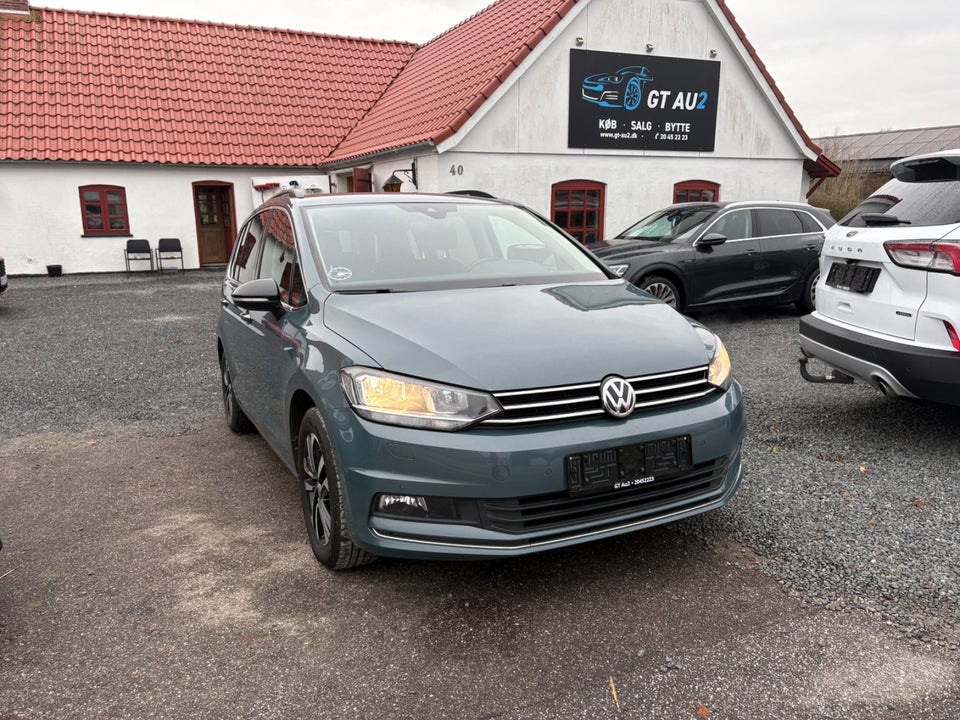 VW Touran 1,6 TDi 115 IQ.Drive 7prs 5d