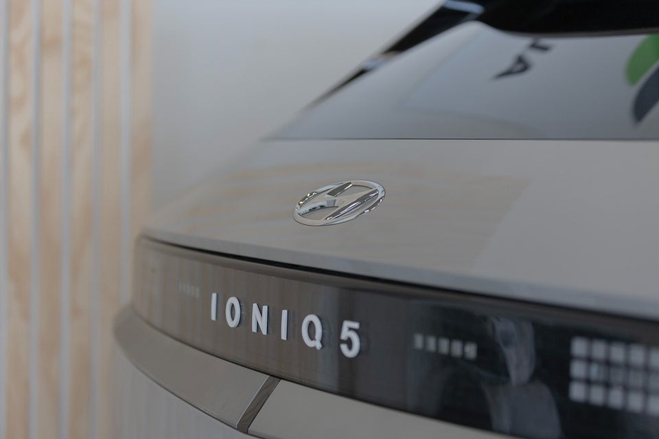 Hyundai Ioniq 5 77 Essential 5d
