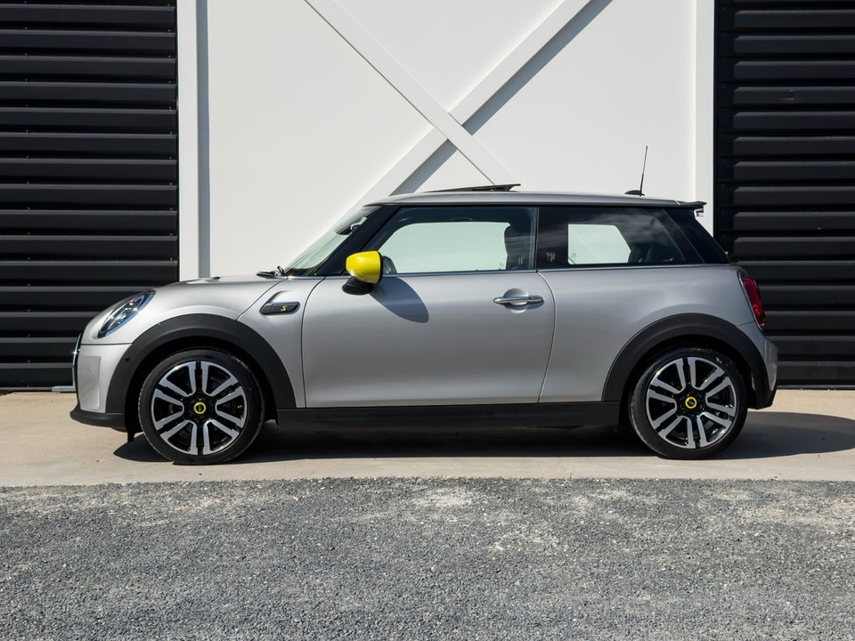 MINI Cooper SE Yours Trim 3d