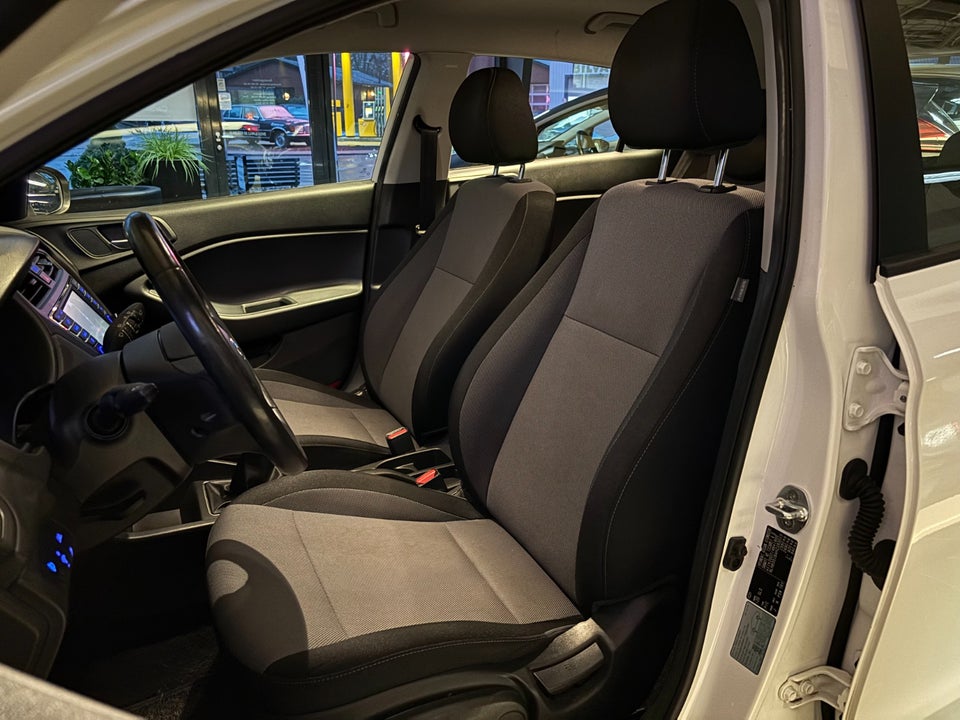 Hyundai i20 1,25 Vision 5d