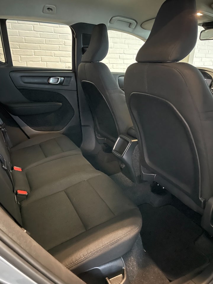 Volvo XC40 1,5 T3 156 5d