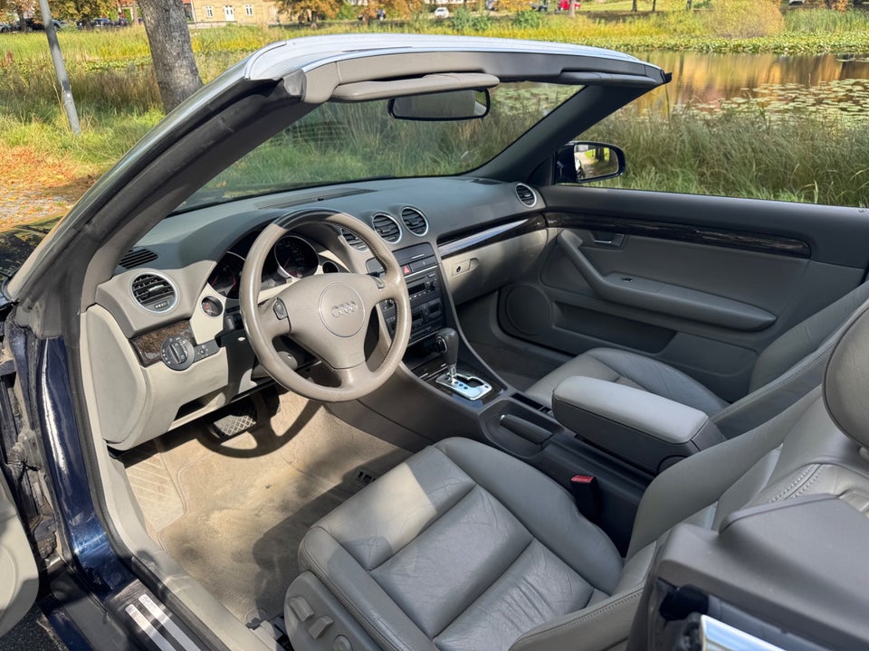 Audi A4 3,0 V6 Cabriolet Multitr. 2d