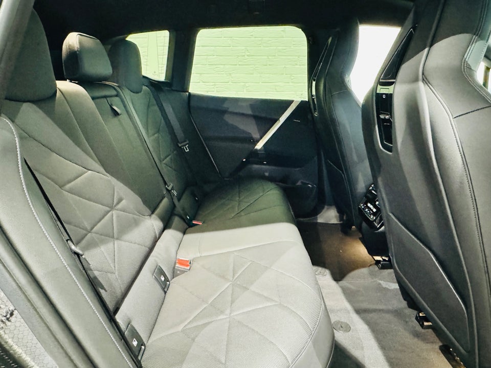 BMW iX xDrive40 Supercharged 5d