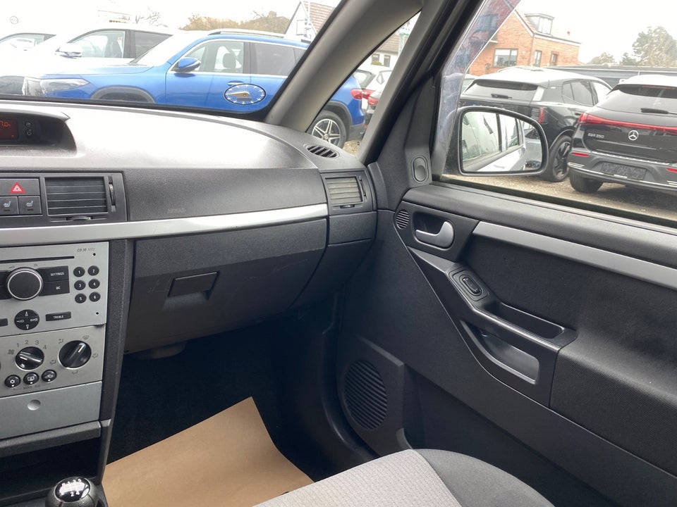 Opel Meriva 1,6 8V Enjoy 5d