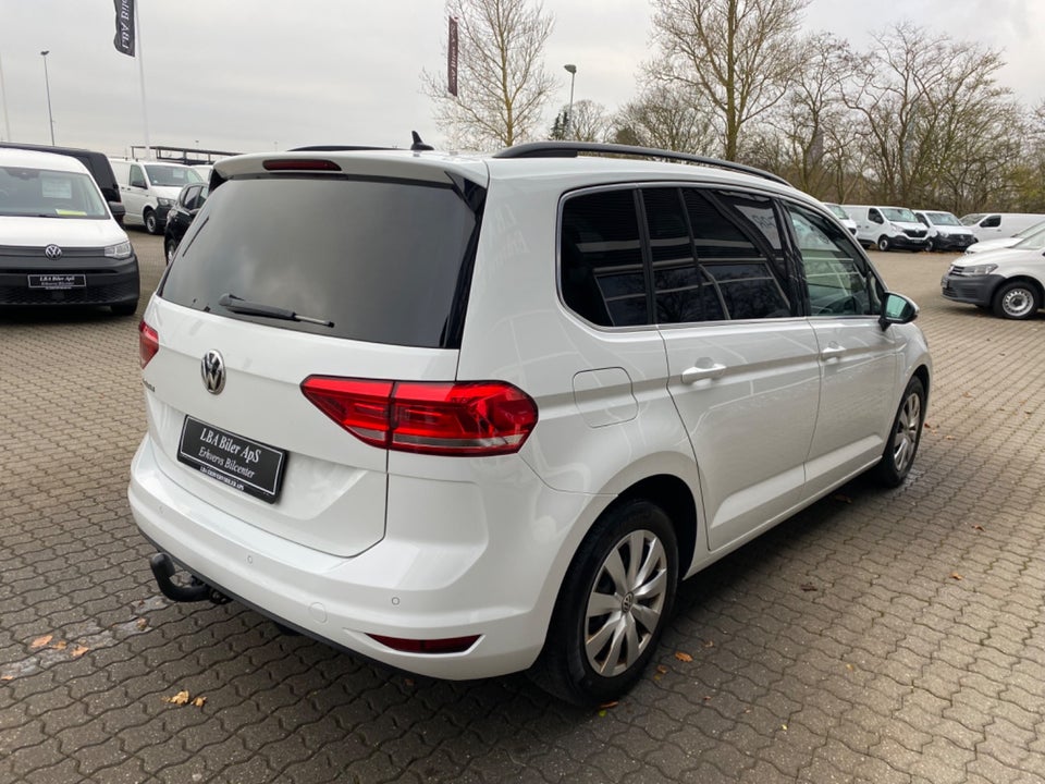 VW Touran 2,0 TDi 115 Comfortline DSG Van 5d