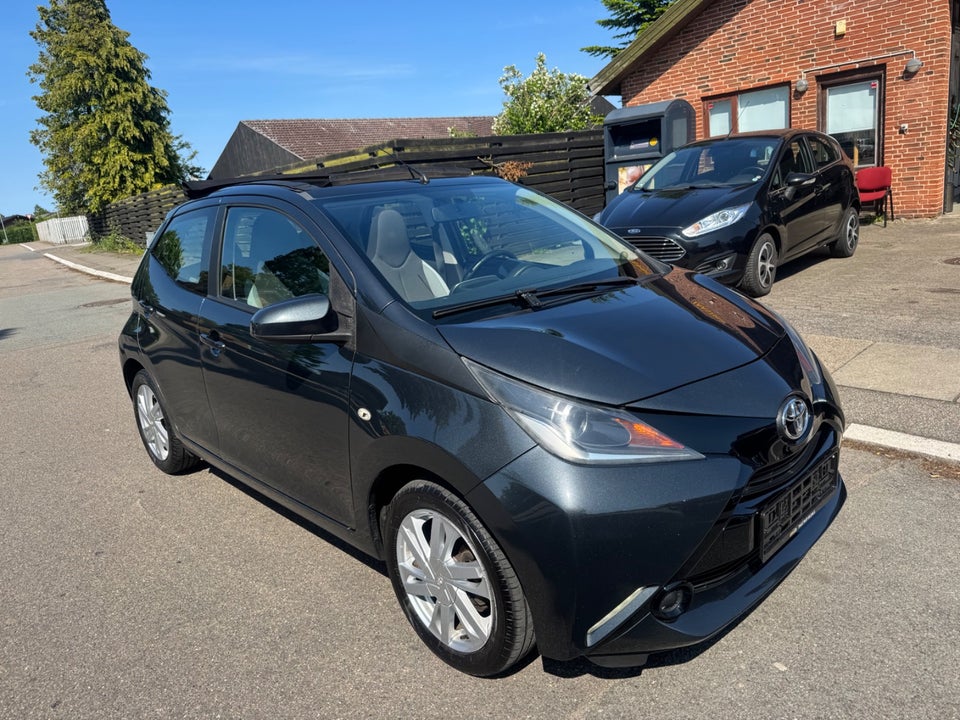 Toyota Aygo 1,0 VVT-i x-sky 5d