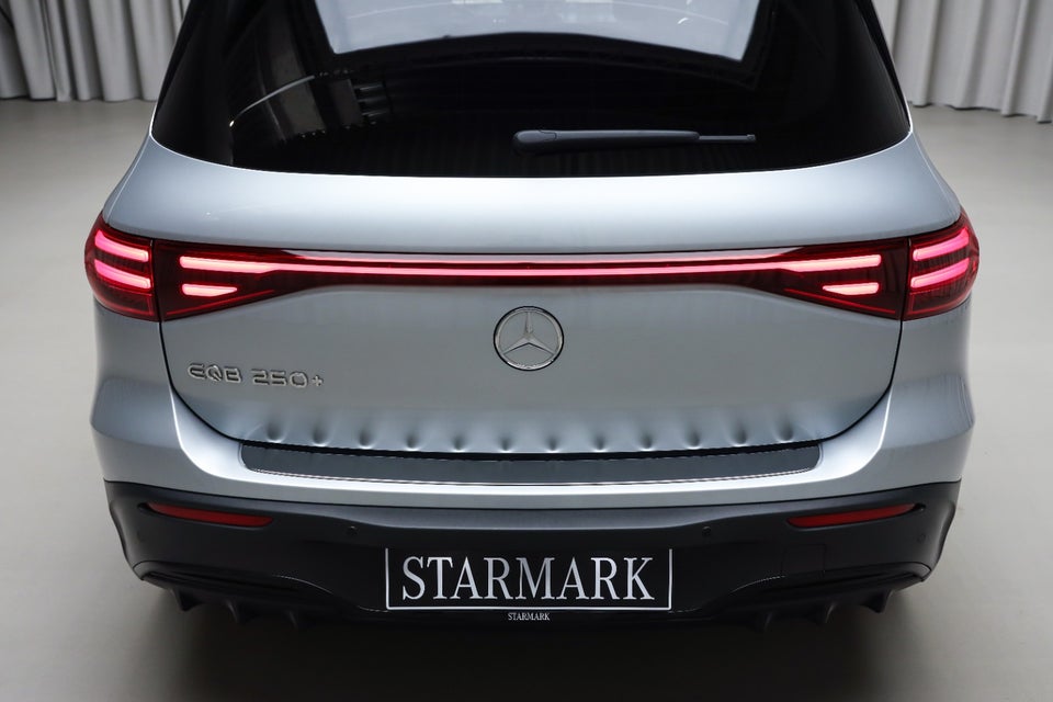 Mercedes EQB250+ AMG Premium 5d