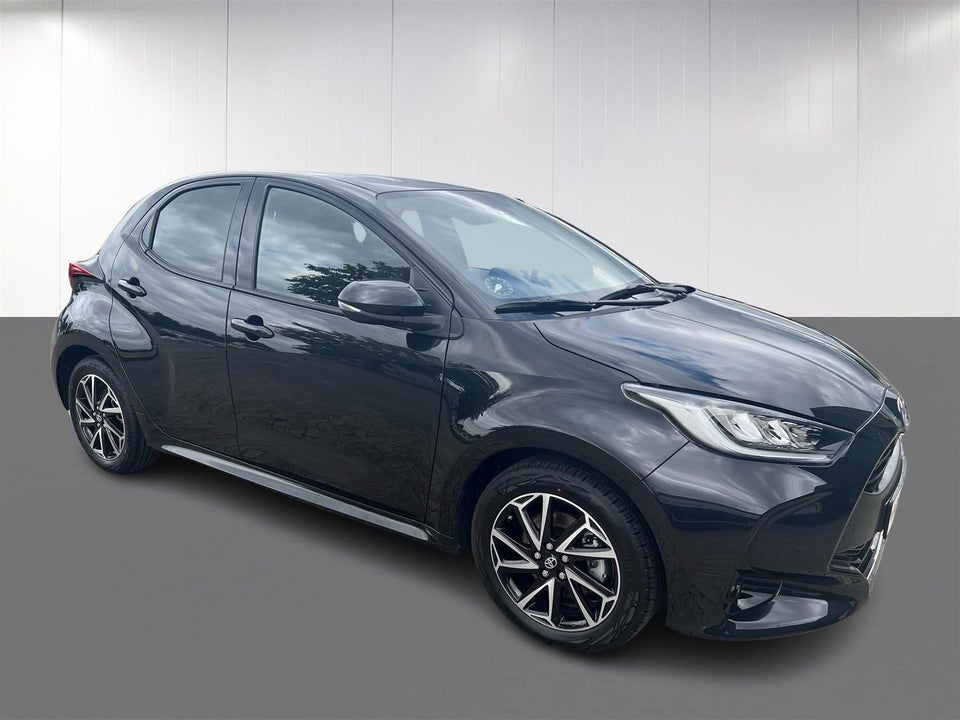 Toyota Yaris 1,5 Hybrid Style e-CVT 5d