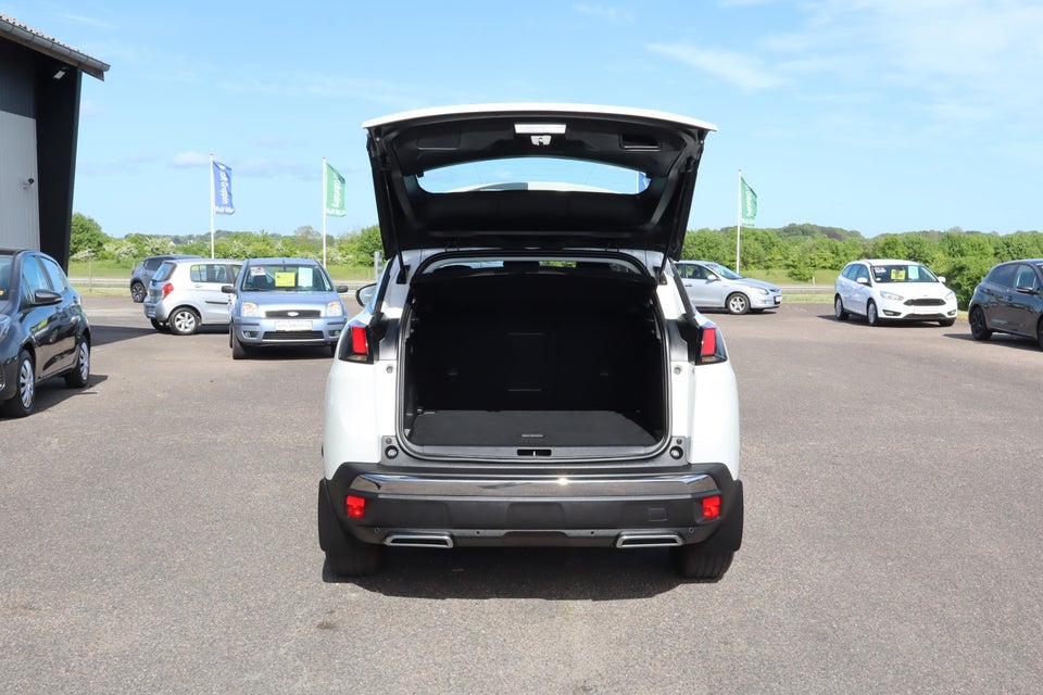 Peugeot 3008 1,2 e-THP 130 Allure 5d