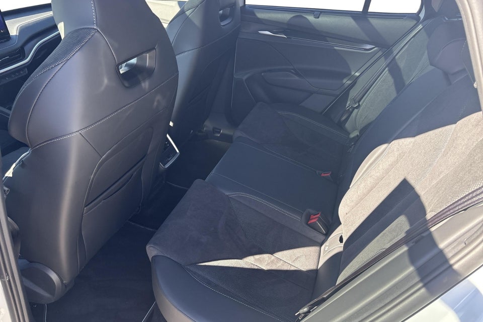 Skoda Enyaq 85 iV Sportline Advanced 5d