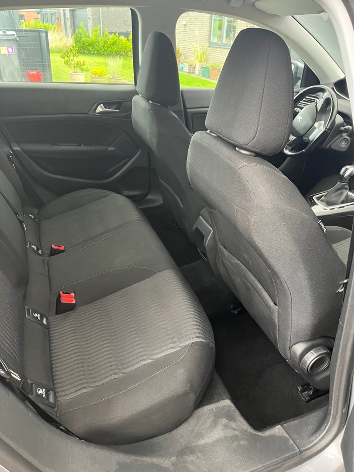 Peugeot 308 1,2 e-THP 110 Active 5d