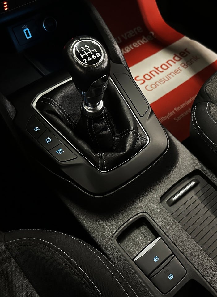 Ford Focus 1,0 EcoBoost Active 5d