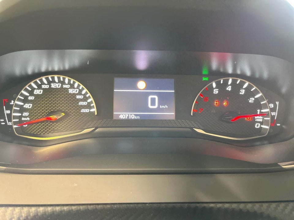 Peugeot 208 1,2 PureTech 75 Selection 5d