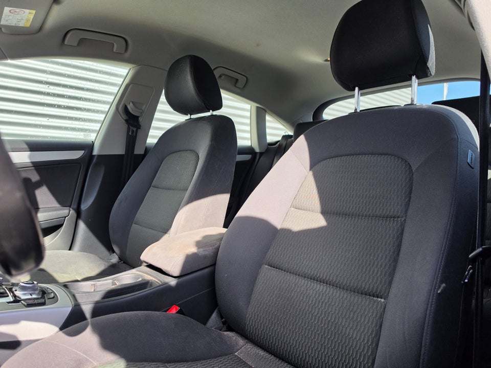 Audi A5 1,8 TFSi 144 S-line Sportback Multitr. 5d