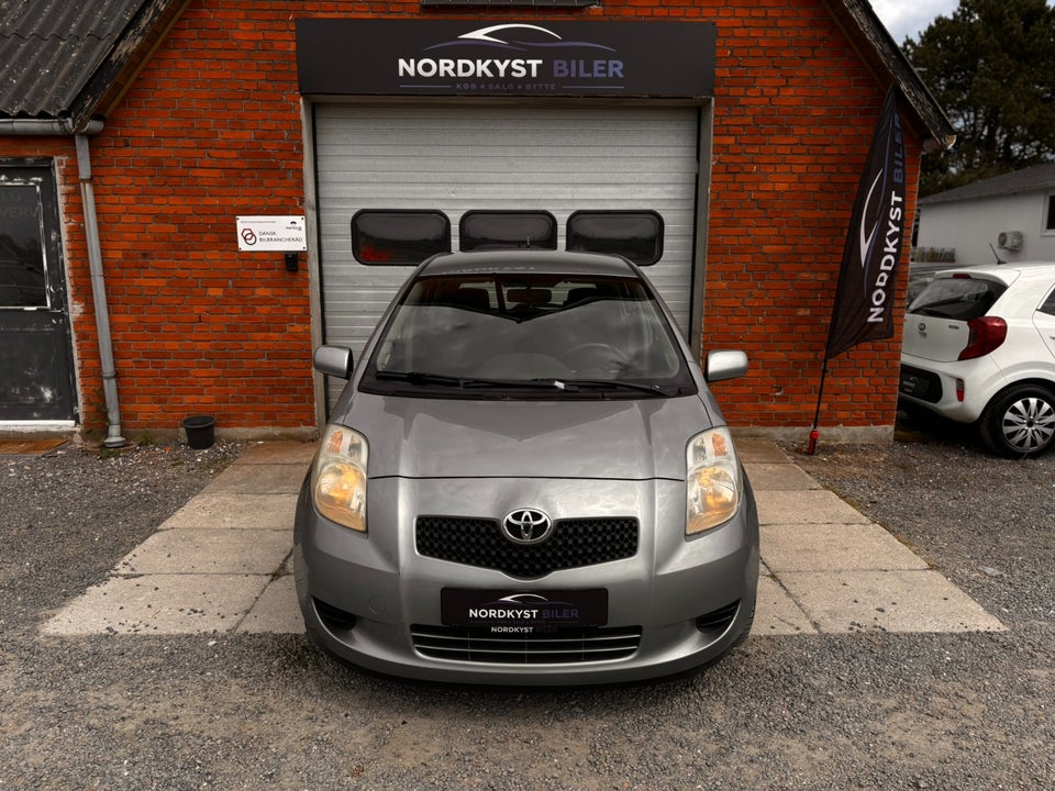 Toyota Yaris 1,3 Luna M/M 5d