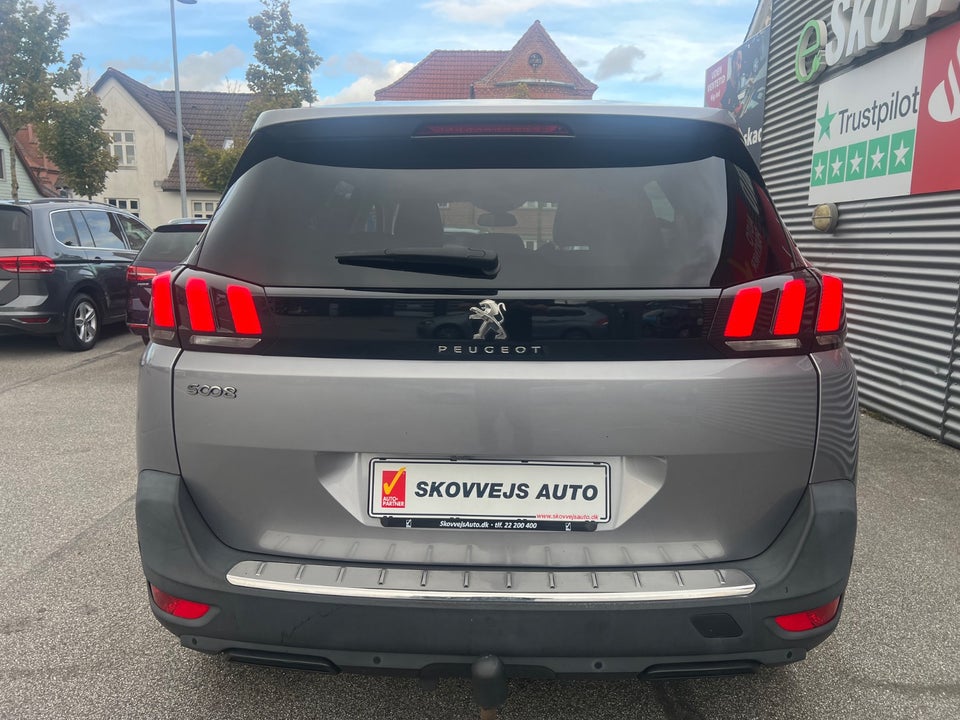 Peugeot 5008 1,6 BlueHDi 120 Allure EAT6 7prs 5d
