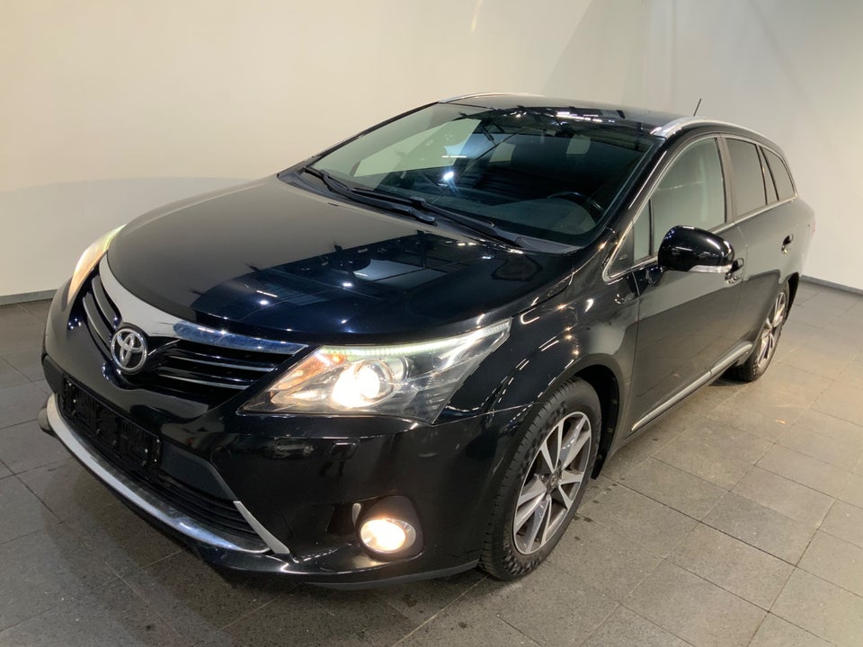 Toyota Avensis 1,8 VVT-i T2 Premium stc. 5d