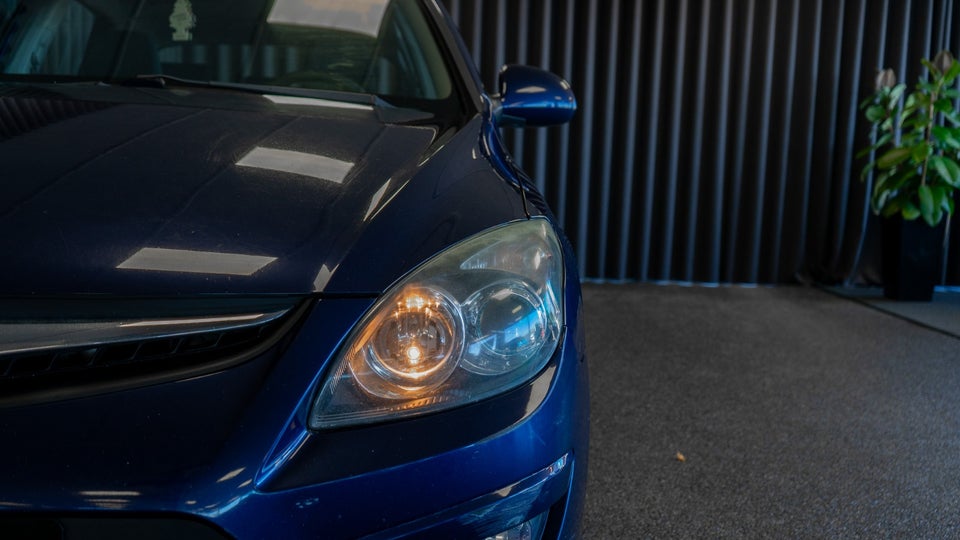 Hyundai i30 1,6 CRDi 90 Blue Drive 5d