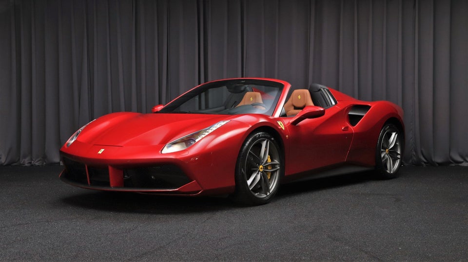 Ferrari 488 Spider 3,9 DCT 2d