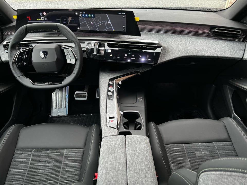 Peugeot e-5008 77 GT Pack 7prs 5d