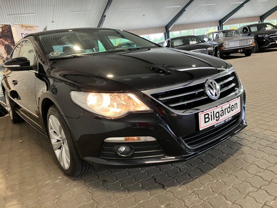 VW Passat CC 2,0 TDi 140 DSG 4d