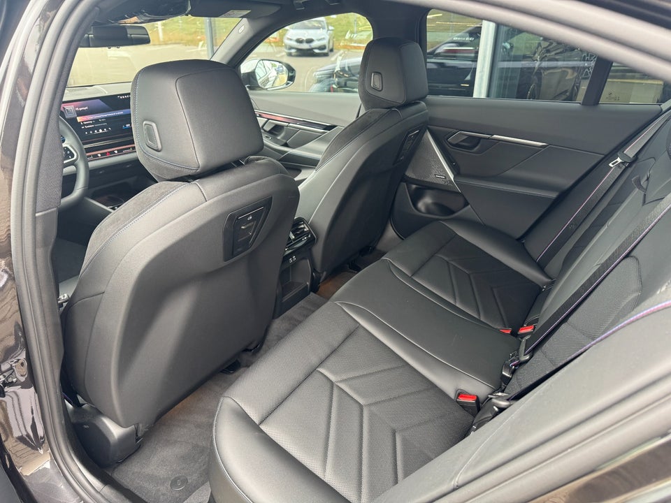 BMW i5 eDrive40 M-Sport Pro 4d