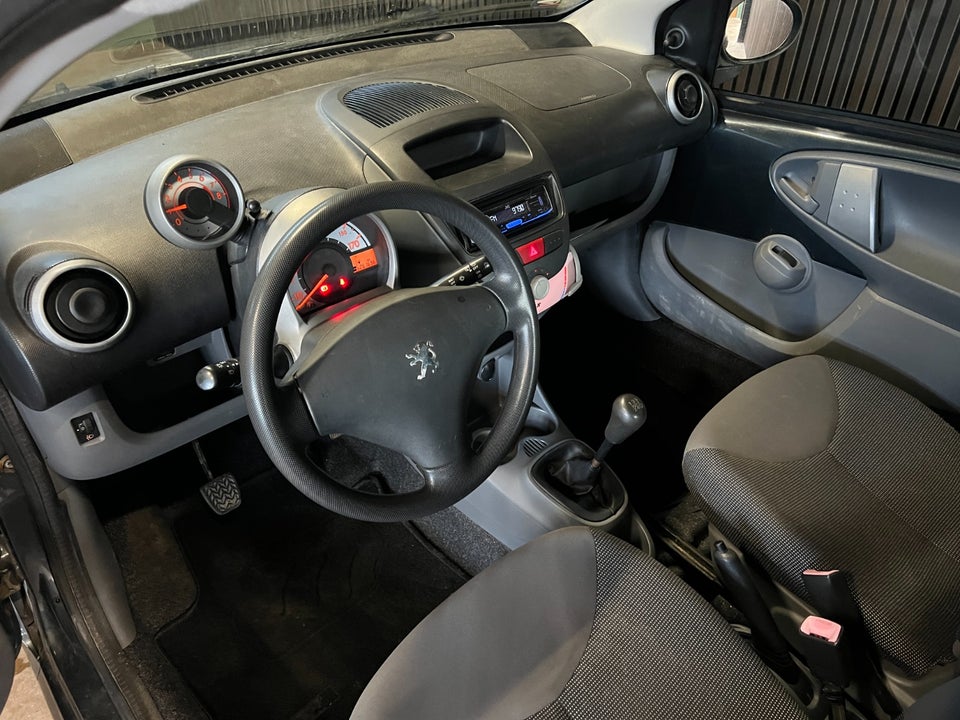 Peugeot 107 1,0 Trendy 5d