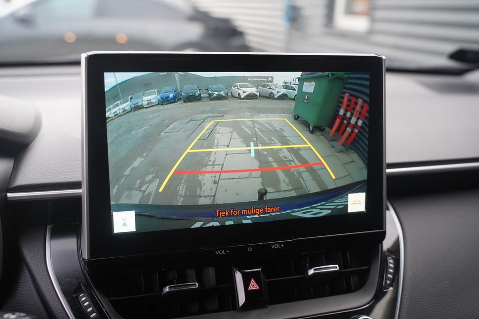 Toyota Corolla Cross 2,0 Hybrid Active CVT 5d