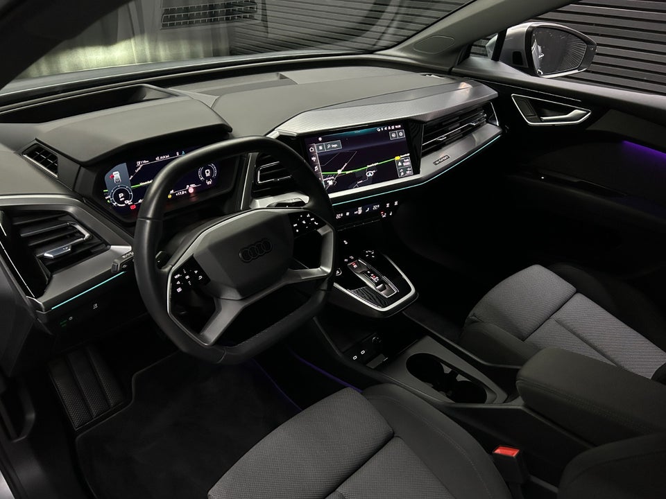 Audi Q4 e-tron 45 Advanced 5d