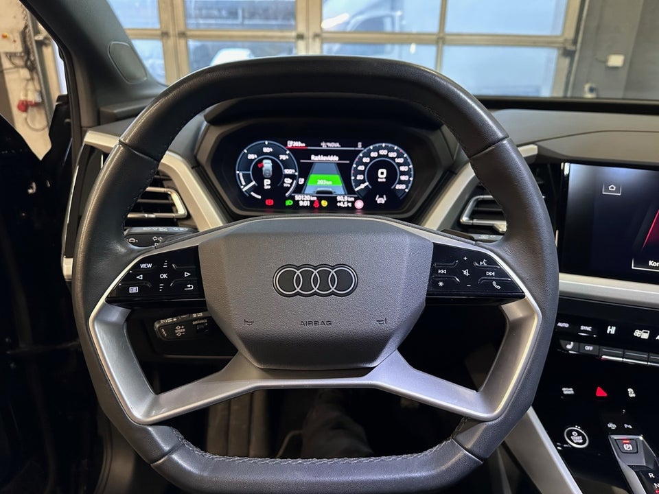 Audi Q4 e-tron 40 Advanced 5d