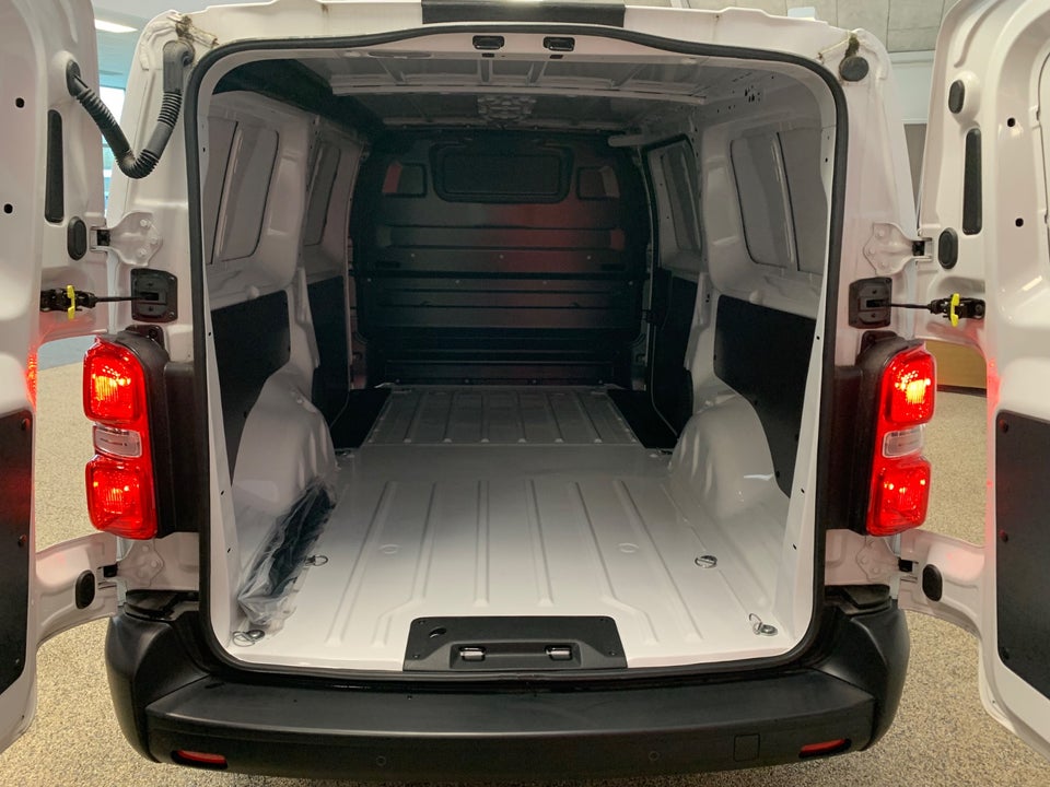 Peugeot e-Expert 75 L3 Plus Van