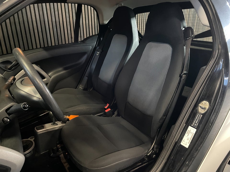 Smart Fortwo Coupé 0,8 CDi Passion aut. 3d