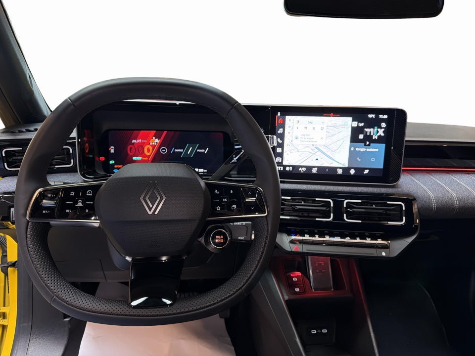 Renault 5 E-Tech 52 Iconic 5d