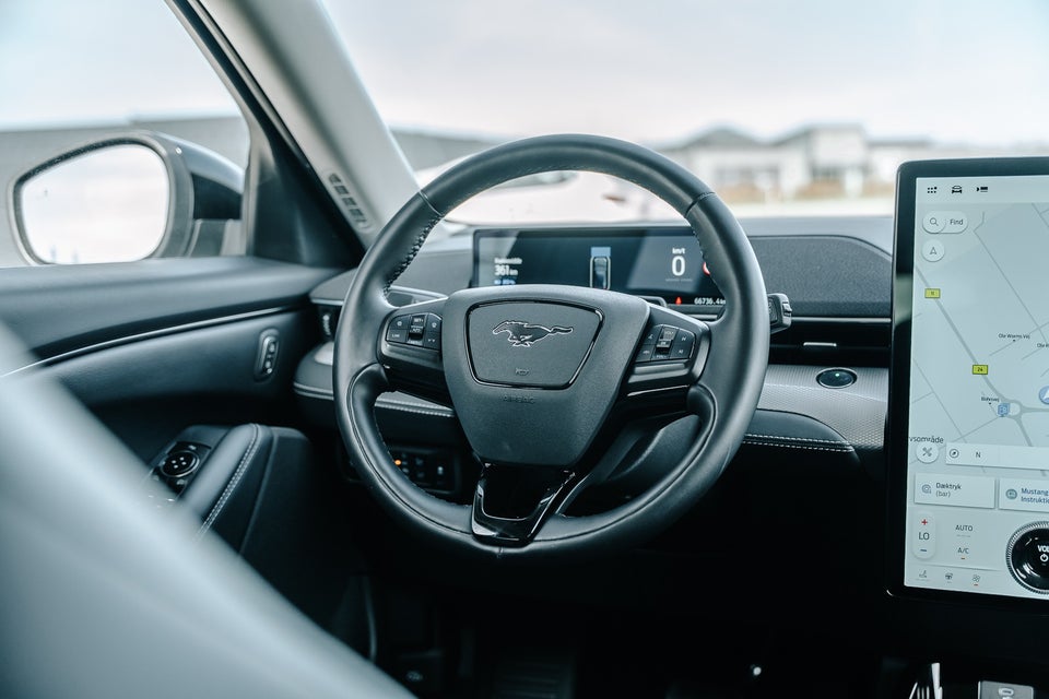 Ford Mustang Mach-E 70 Standard Range 5d