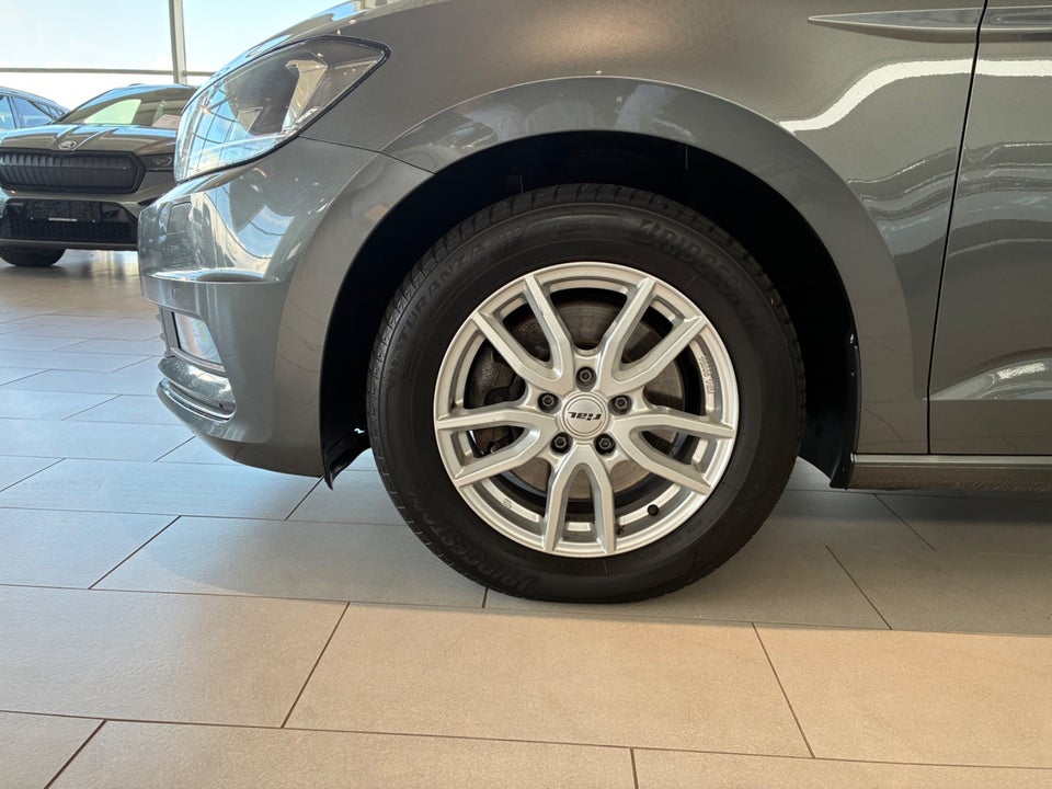 VW Touran 1,5 TSi 150 Highline DSG 7prs 5d