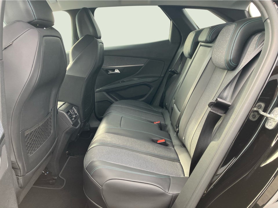 Peugeot 3008 1,6 Hybrid Allure Pack EAT8 5d