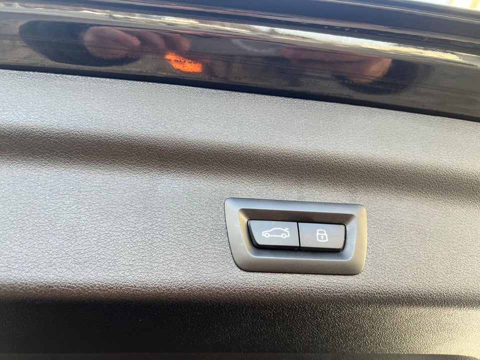 BMW iX1 xDrive30 M-Sport Premium 5d