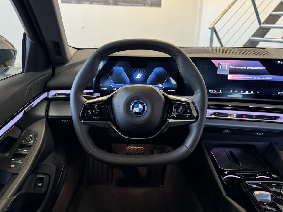 BMW i5 eDrive40 Sport Line 4d