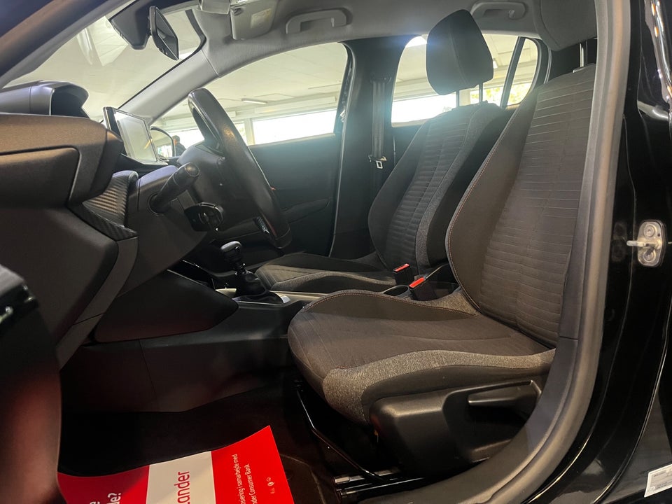 Peugeot 208 1,2 PureTech 100 Active 5d